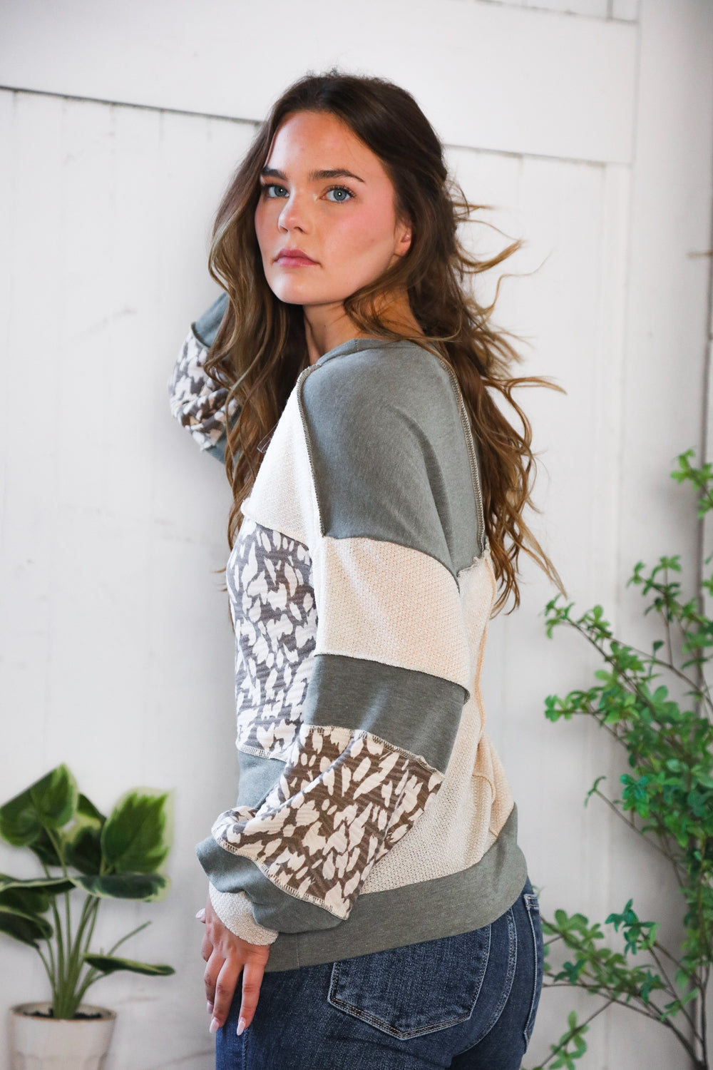 The Wanderer French Terry Pullover